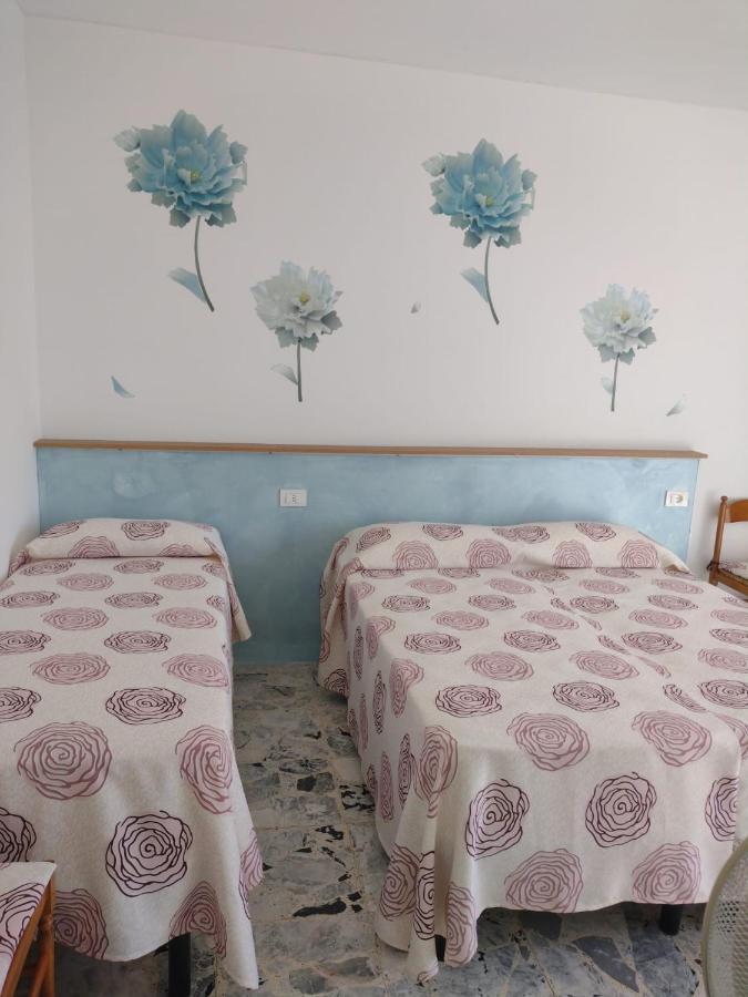 Ferienwohnung Casa Fronte Mare Ventimiglia Exterior foto